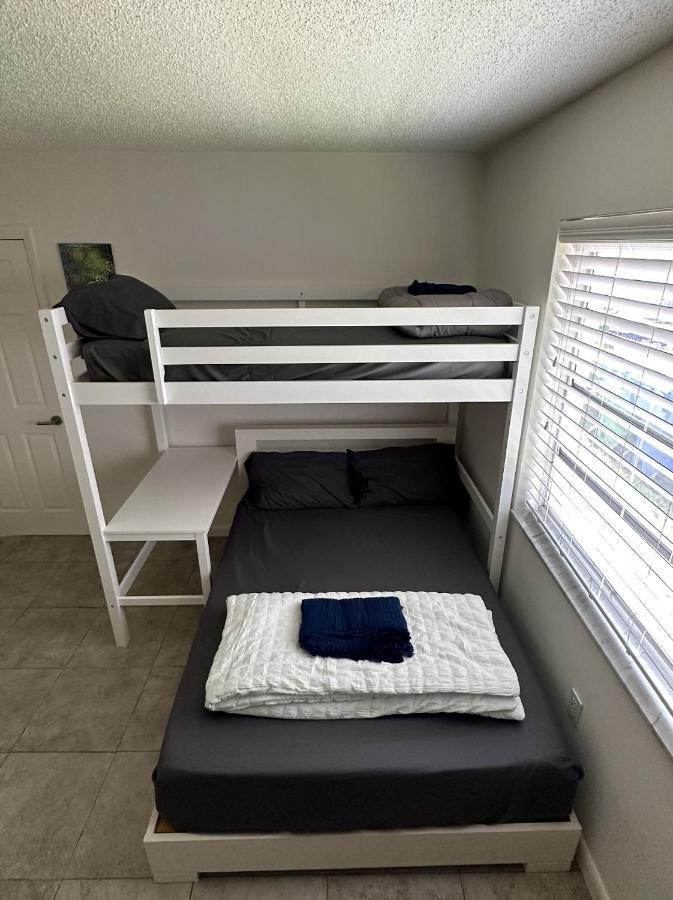 Вілла Miami'S Cozy Tropical Getaway Екстер'єр фото